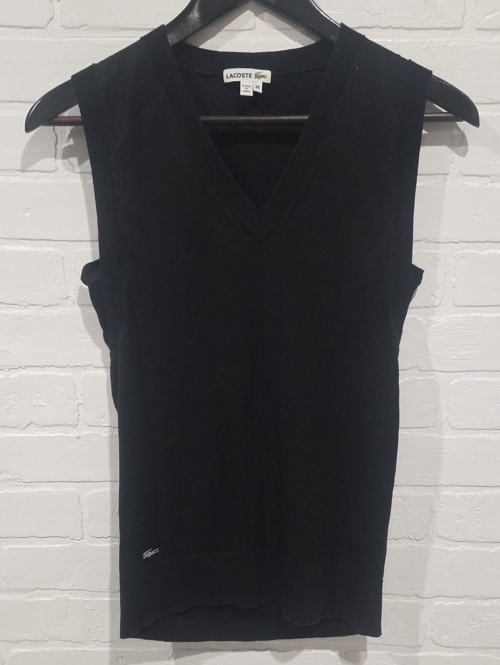 Lacoste Silk Blend V-Neck Sleeveless Sweater